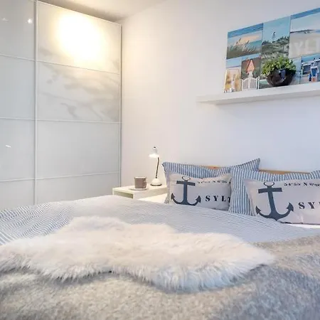 Strandgefluester _s4 _ 19_ Lägenhet *